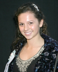 Photos de Mackenzie Rosman - Hollywood Christmas Parade 11.27.2005 - 18